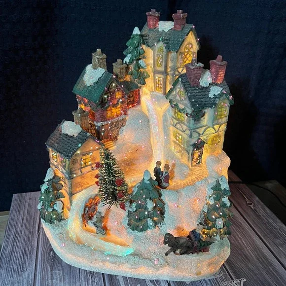 Vintage 2004 fiber Optic Village Lighted Christmas Holiday Decor 10.5" Tall - Picture 9 of 17